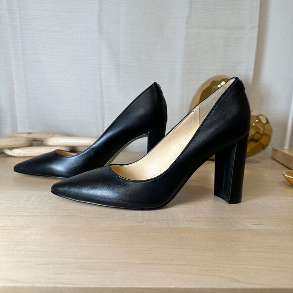 Ivanka Trump Shoes - IVANKA TRUMP Black Pointed Toe Block Heel Pump